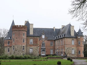 Middeleeuwse wandeling in Braine-le-Château in Braine-le-Château
