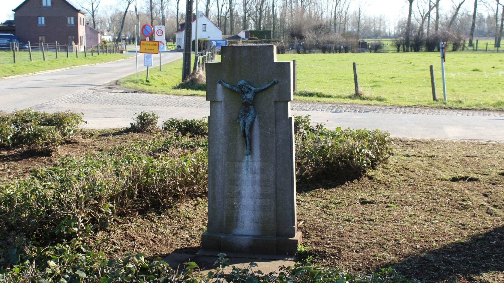 Gedenksteen Nieuwenhove